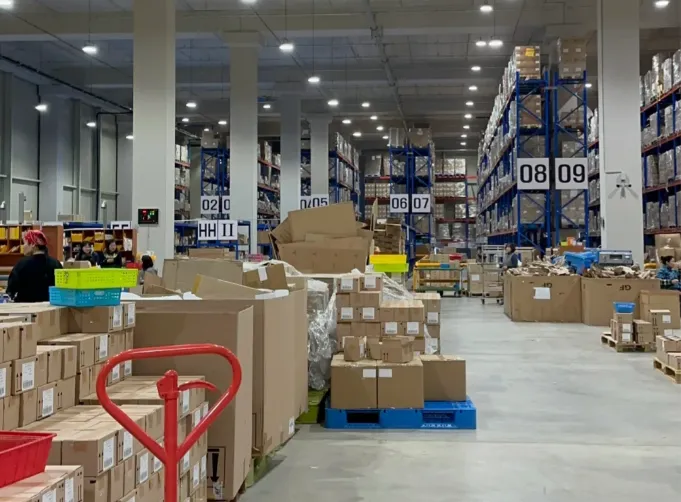 Beschaffungsleitfaden 2025: Beschaffungsarten, Prozessschritte und Schlüsselstrategien für das Kosten- und Lieferantenmanagement